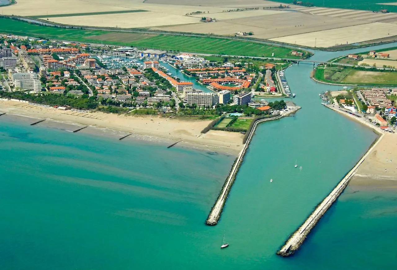 Colorful Flat Just 200M From The Beach Porto Santa Margherita di Caorle 0*,