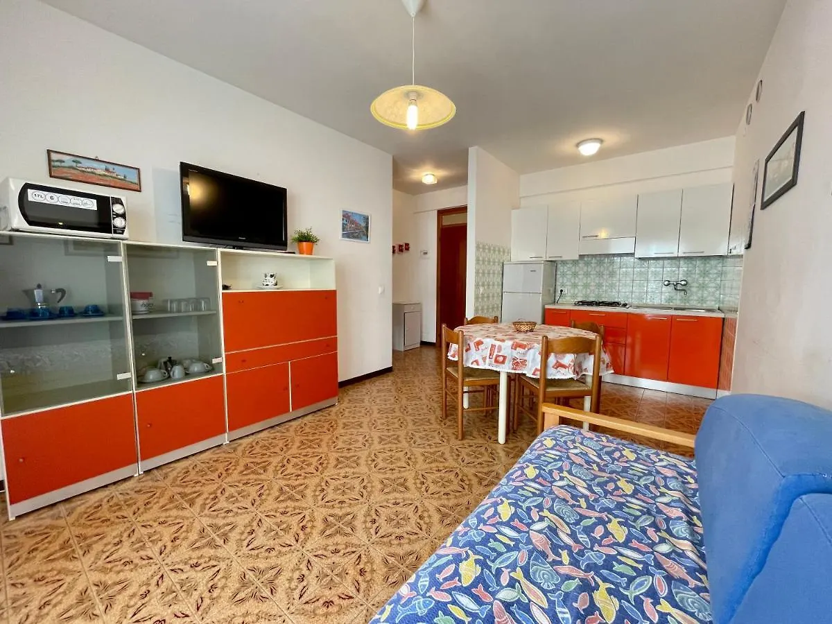 Colorful Flat Just 200M From The Beach Porto Santa Margherita di Caorle